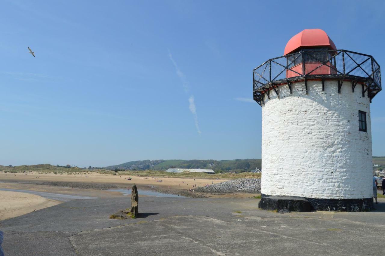 Caulfields Hotel Burry Port Exterior photo